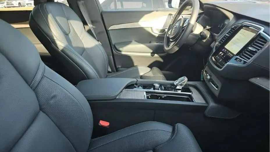 VOLVO XC90 -