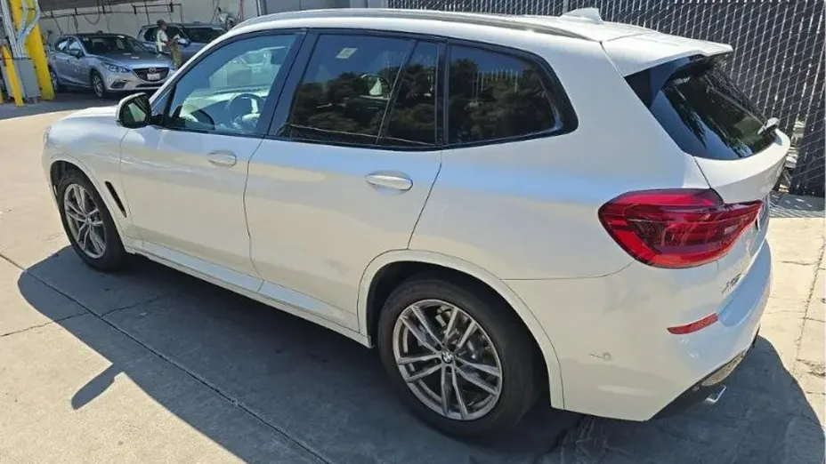 BMW X3 -