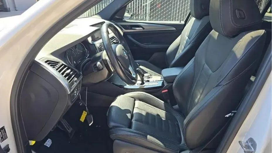 BMW X3 -