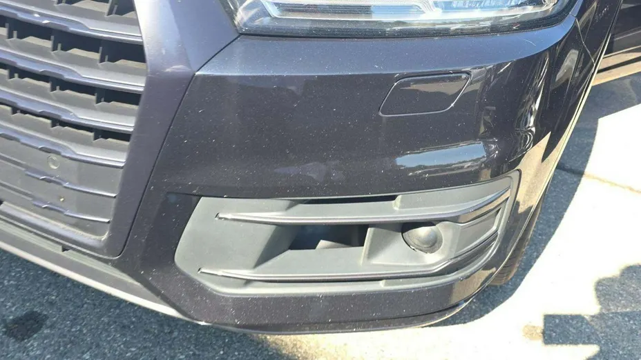 AUDI Q7 -