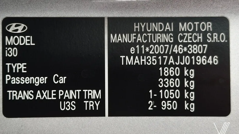 HYUNDAI i30 -