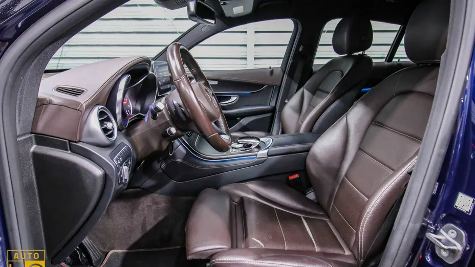 MERCEDES-BENZ GLC -