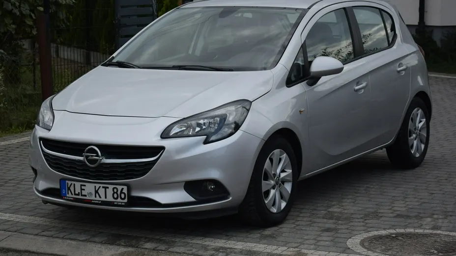 OPEL Corsa -