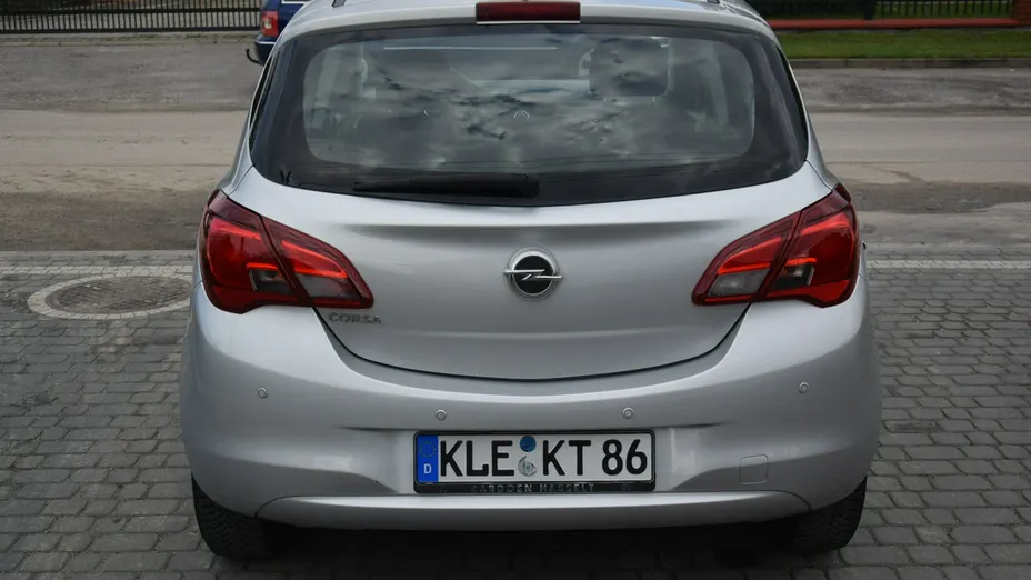 OPEL Corsa -