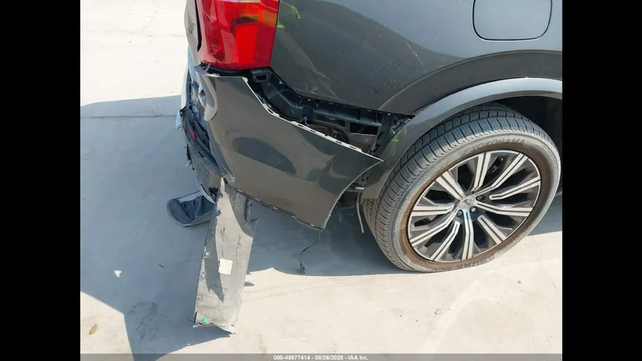 VOLVO XC90 -