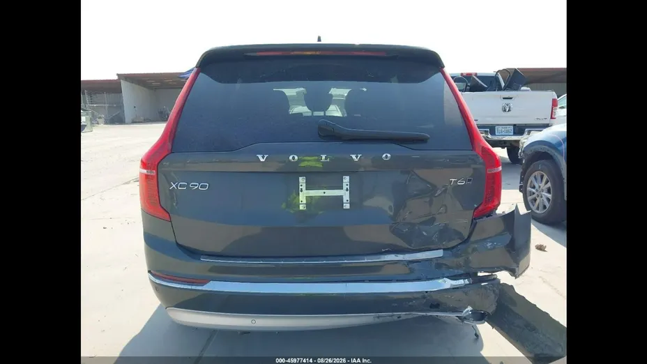 VOLVO XC90 -