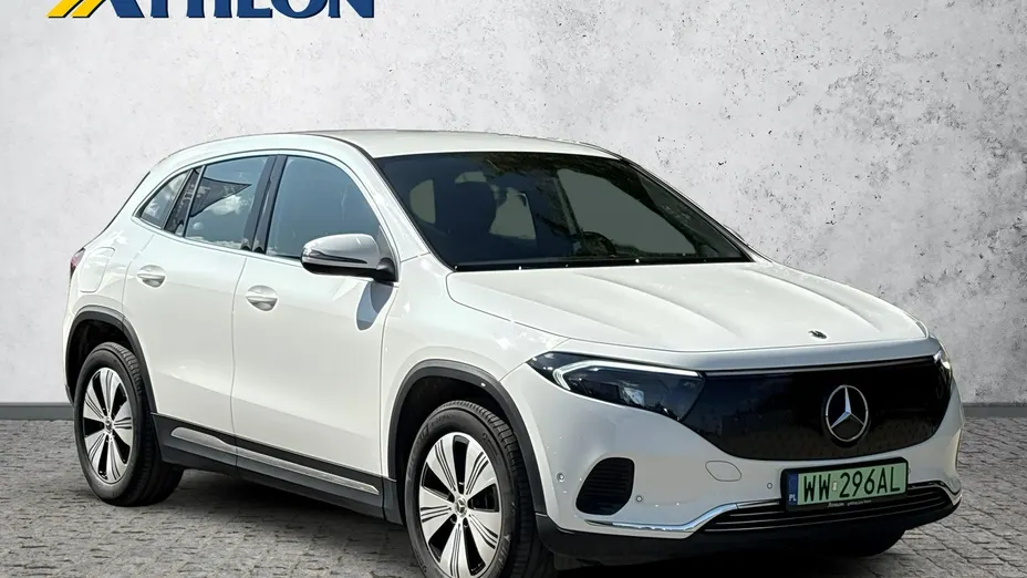 MERCEDES-BENZ EQA -