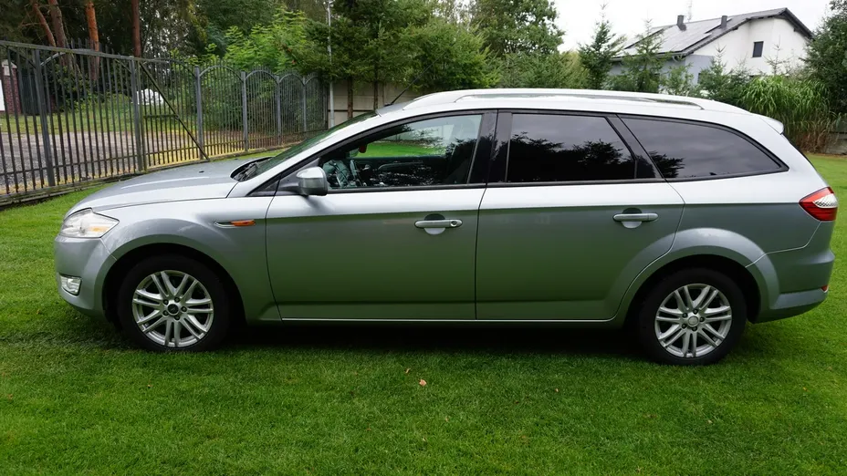 FORD Mondeo -