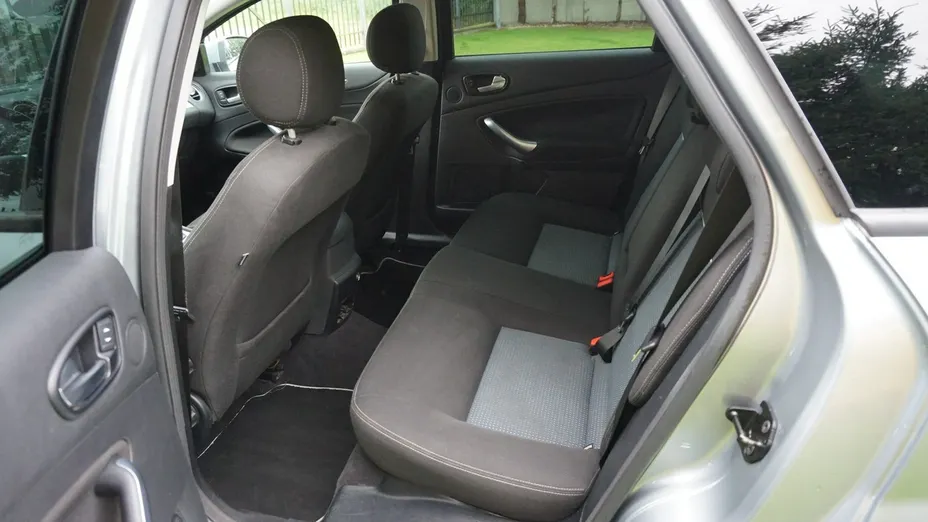 FORD Mondeo -
