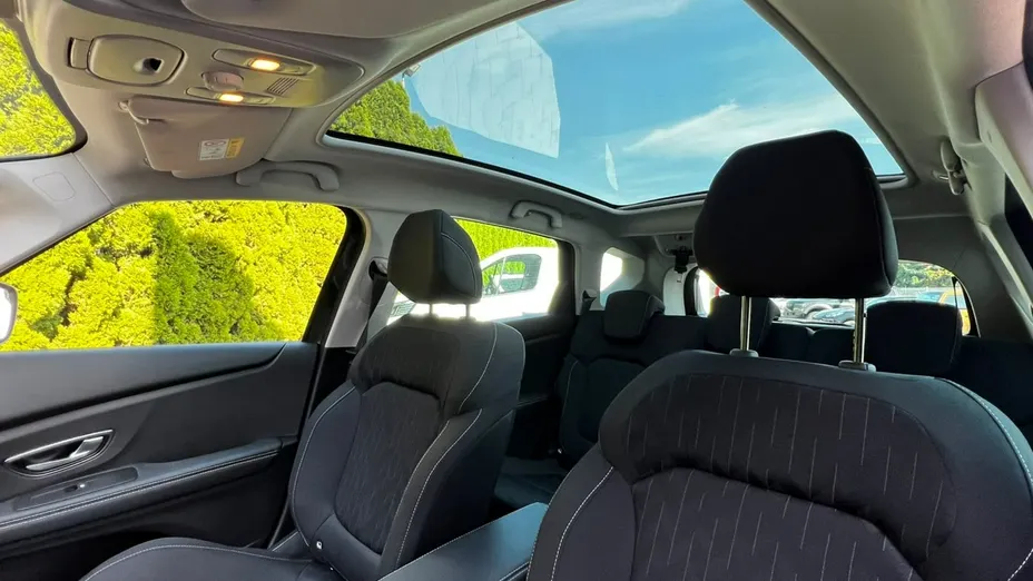 RENAULT Scenic -