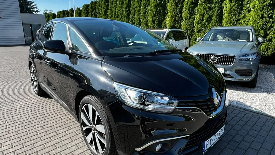 RENAULT Scenic -