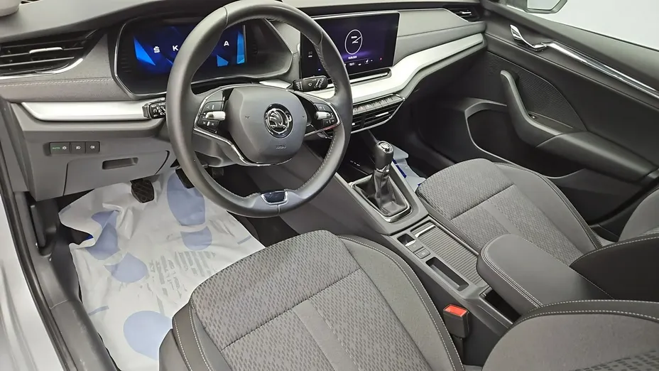 SKODA Octavia -