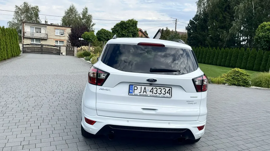FORD Kuga -