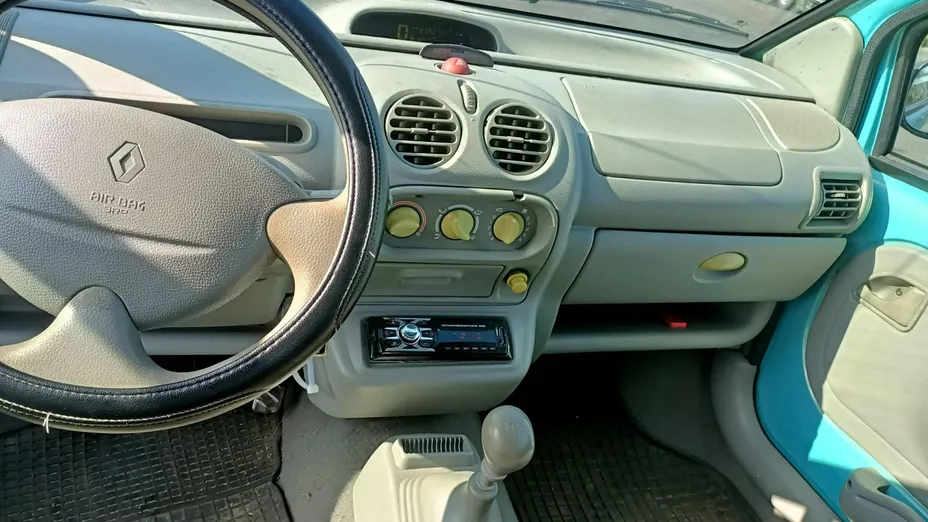 RENAULT Twingo -