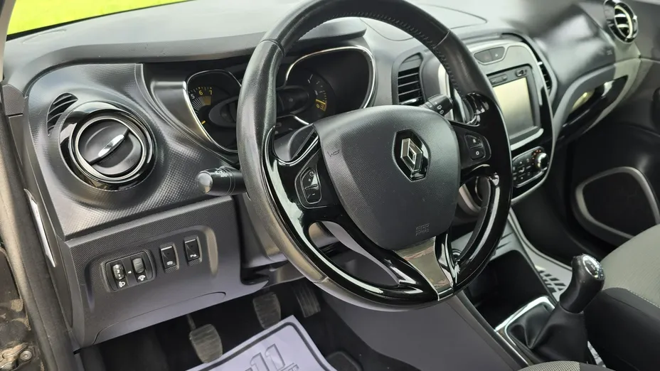 RENAULT Captur -