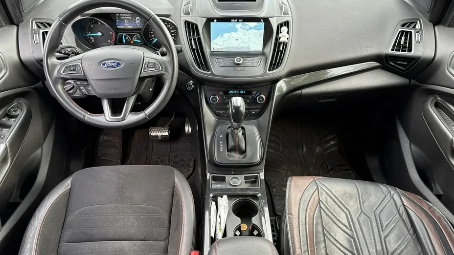 FORD Kuga -