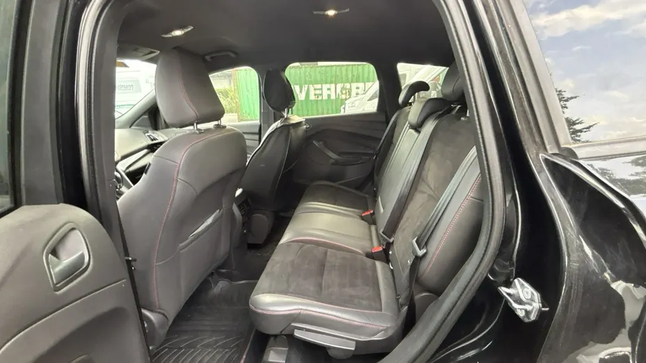 FORD Kuga -