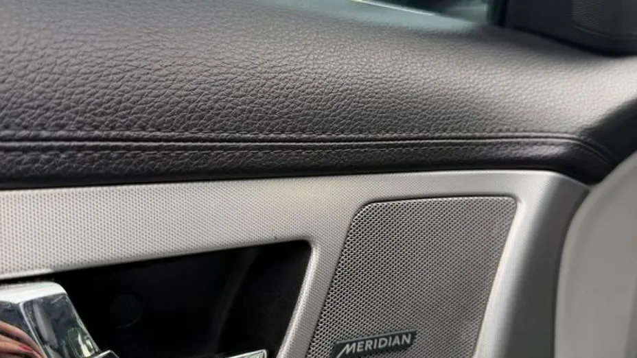 JAGUAR XF -