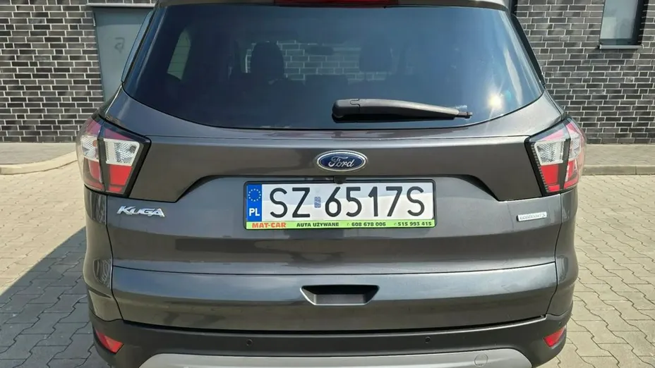 FORD Kuga -