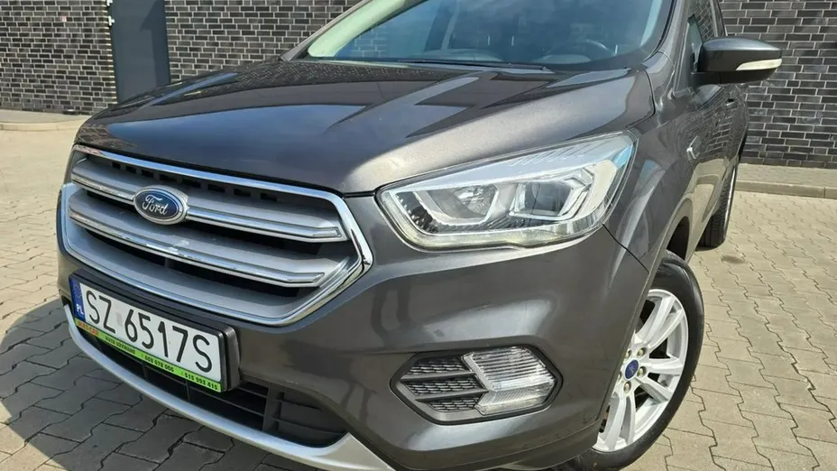 FORD Kuga -