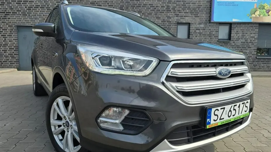 FORD Kuga -