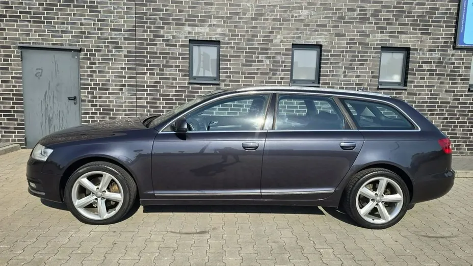 AUDI A6 Avant -