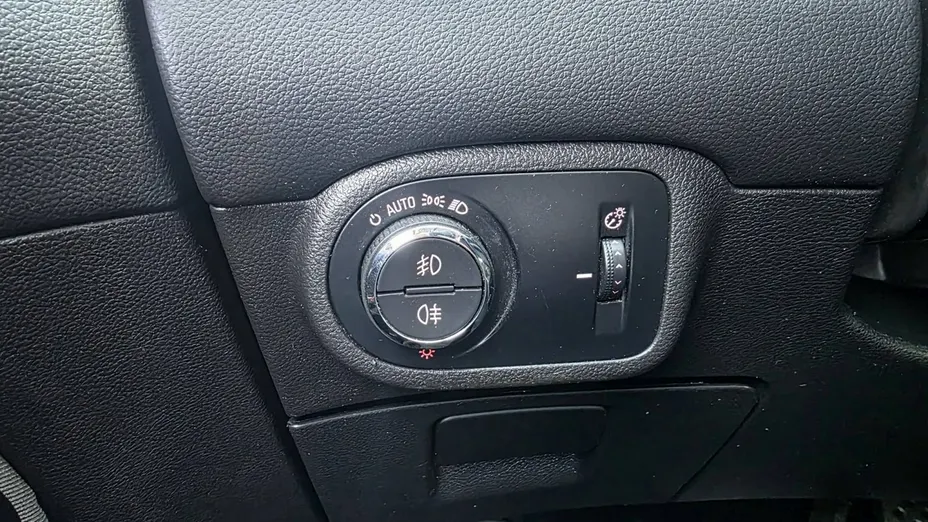 OPEL Zafira -