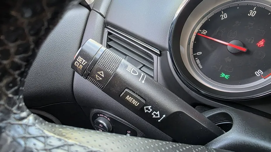 OPEL Zafira -
