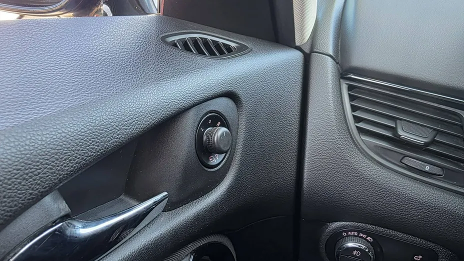 OPEL Zafira -