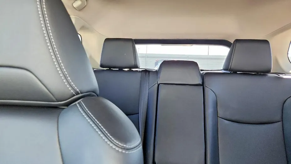 TOYOTA Corolla Cross -