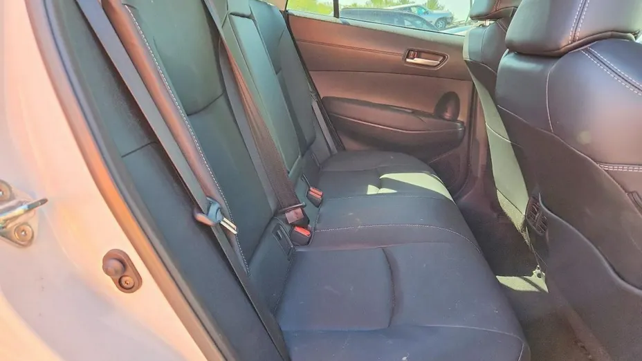 TOYOTA Corolla Cross -