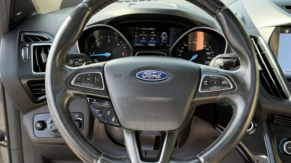FORD Kuga -