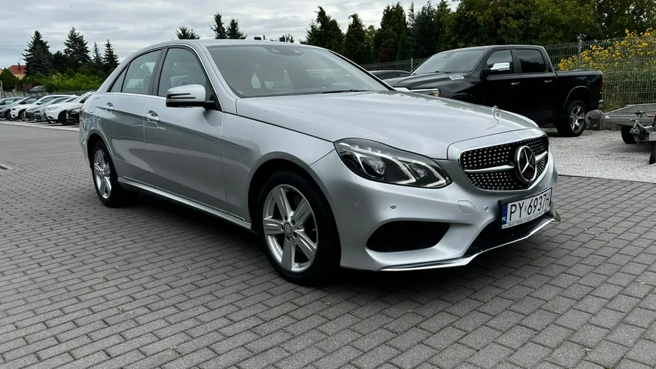MERCEDES-BENZ E Klasa -