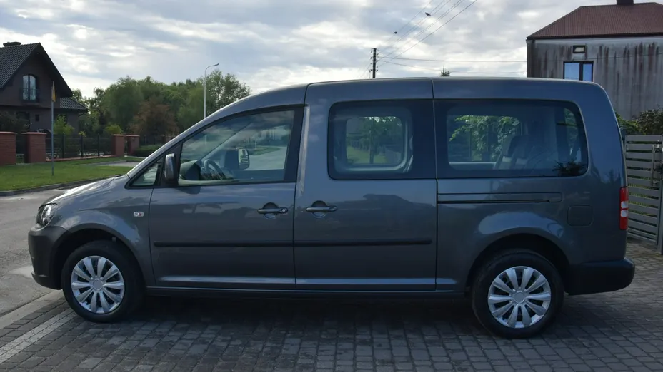 VOLKSWAGEN Caddy -