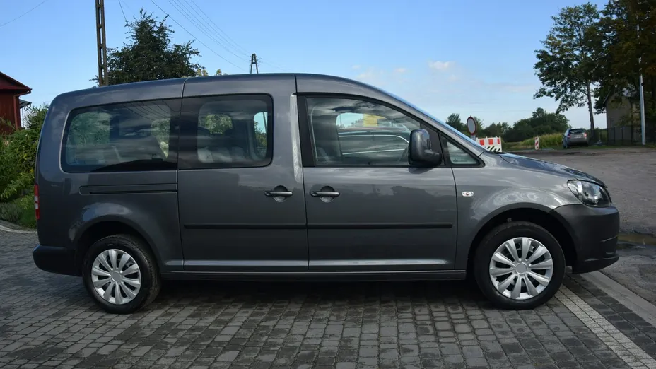 VOLKSWAGEN Caddy -