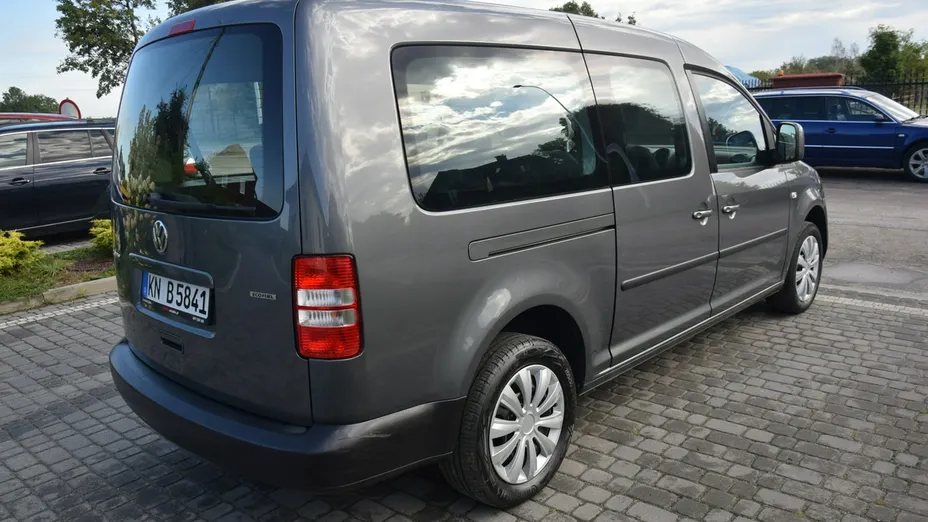 VOLKSWAGEN Caddy -