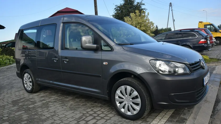 VOLKSWAGEN Caddy -