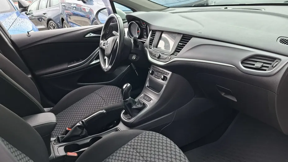OPEL Astra -