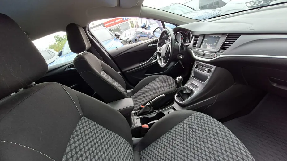 OPEL Astra -