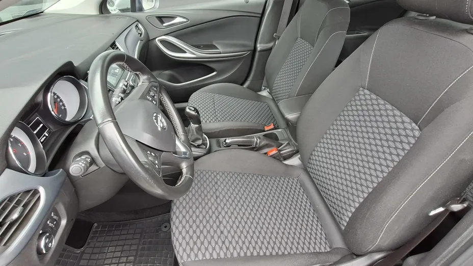 OPEL Astra -