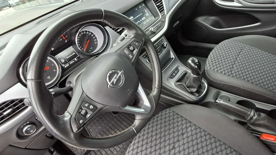 OPEL Astra -