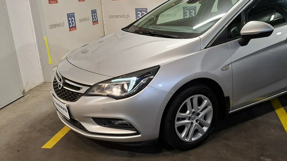 OPEL Astra -