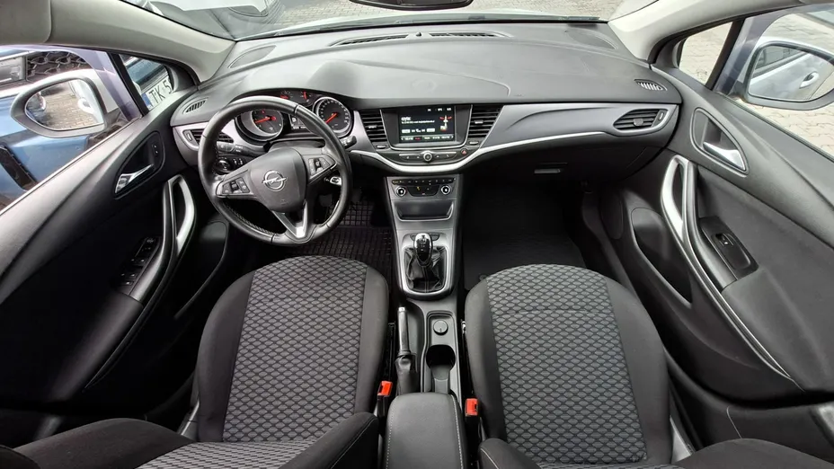 OPEL Astra -
