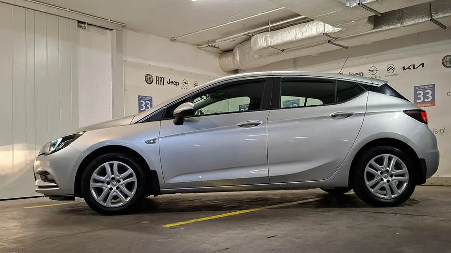 OPEL Astra -