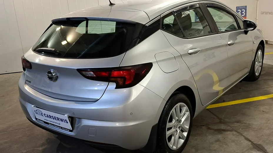 OPEL Astra -
