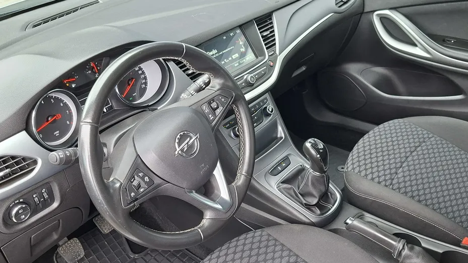 OPEL Astra -