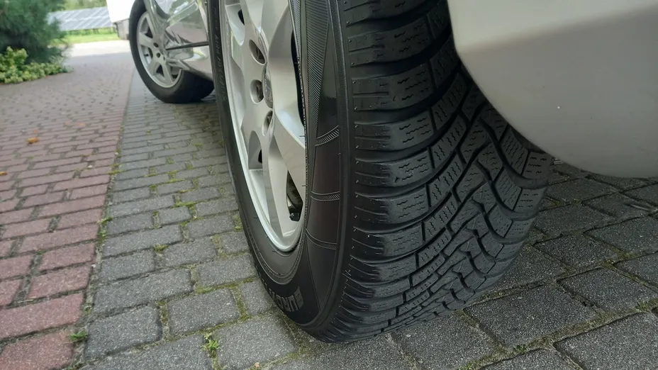 VOLVO XC60 -