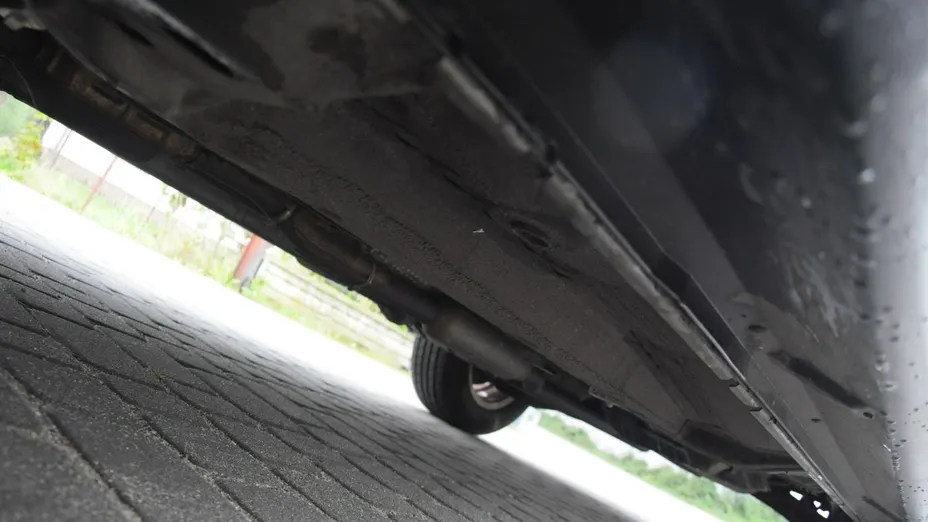 MITSUBISHI Outlander -