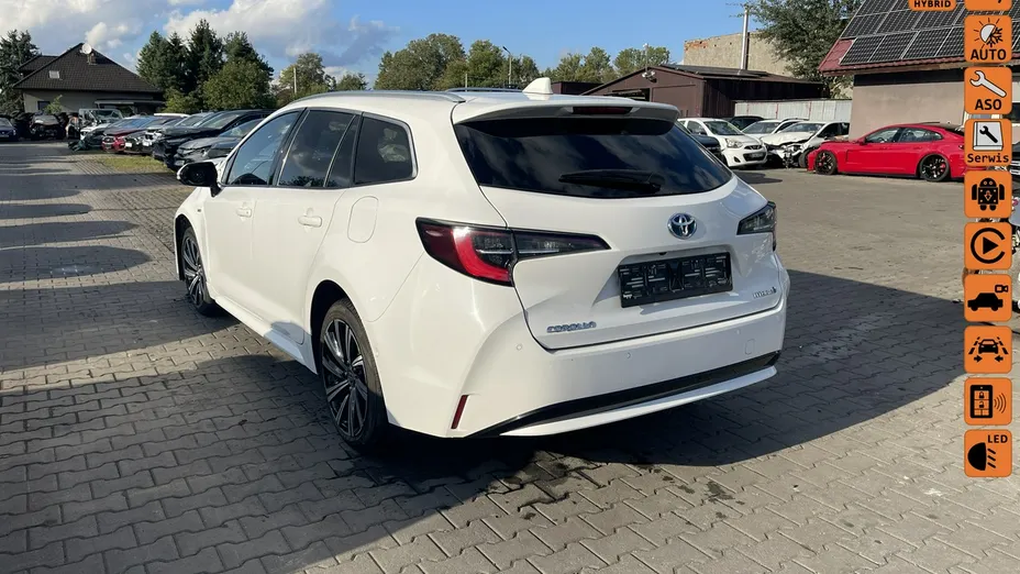TOYOTA Corolla -
