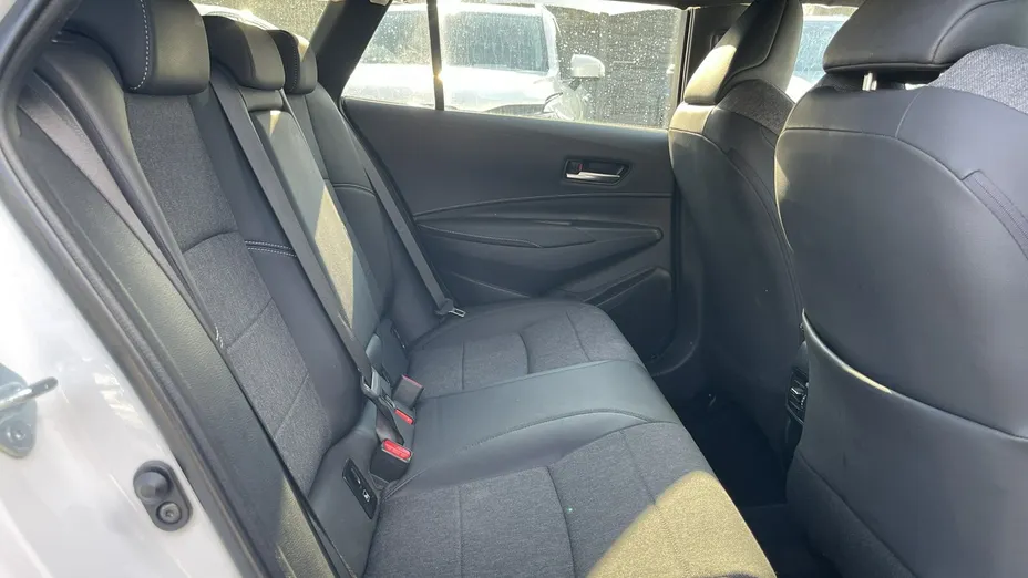 TOYOTA Corolla -